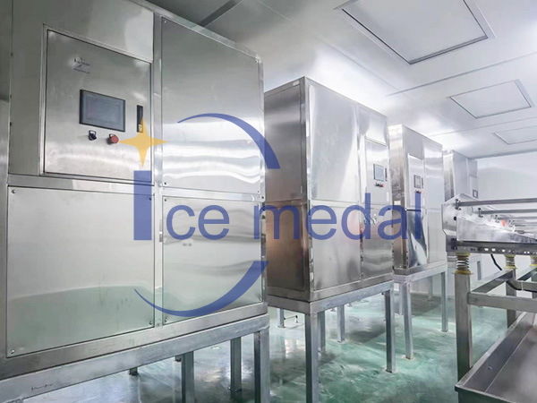 相比傳統(tǒng)冰廠，自動化冰廠將成為未來的主流