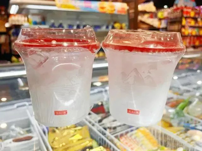 食用杯冰突然殺瘋了，原來(lái)背后的生意邏輯是這樣