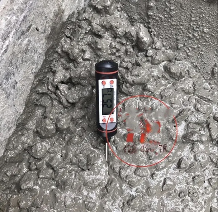 為什么不能隨意加水的混凝土，可以加冰呢？