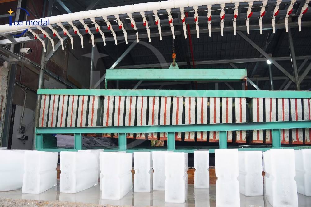 30噸鹽水冰磚機(jī)  工業(yè)制冷高效解決方案
